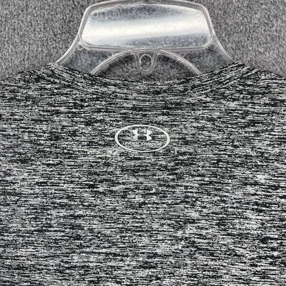 Under Armour Shirt Womens Medium HeatGear V-Neck Short Sleeve Athletic 1258568 - Picture 16 of 16